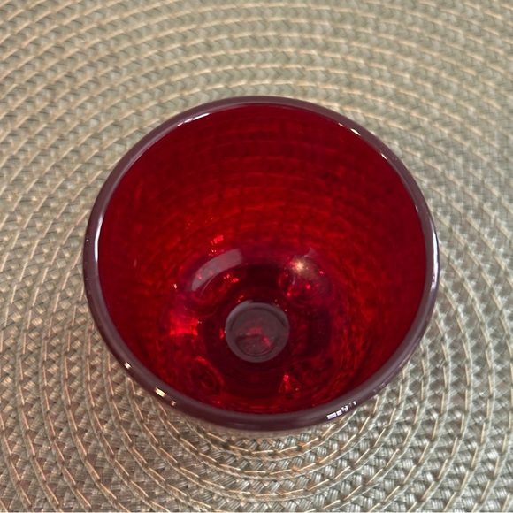 Blenko Applied Rosette Ruby Red Whiskey Tumblers or Shot Glass in pristine shape - Picture 5 of 8
